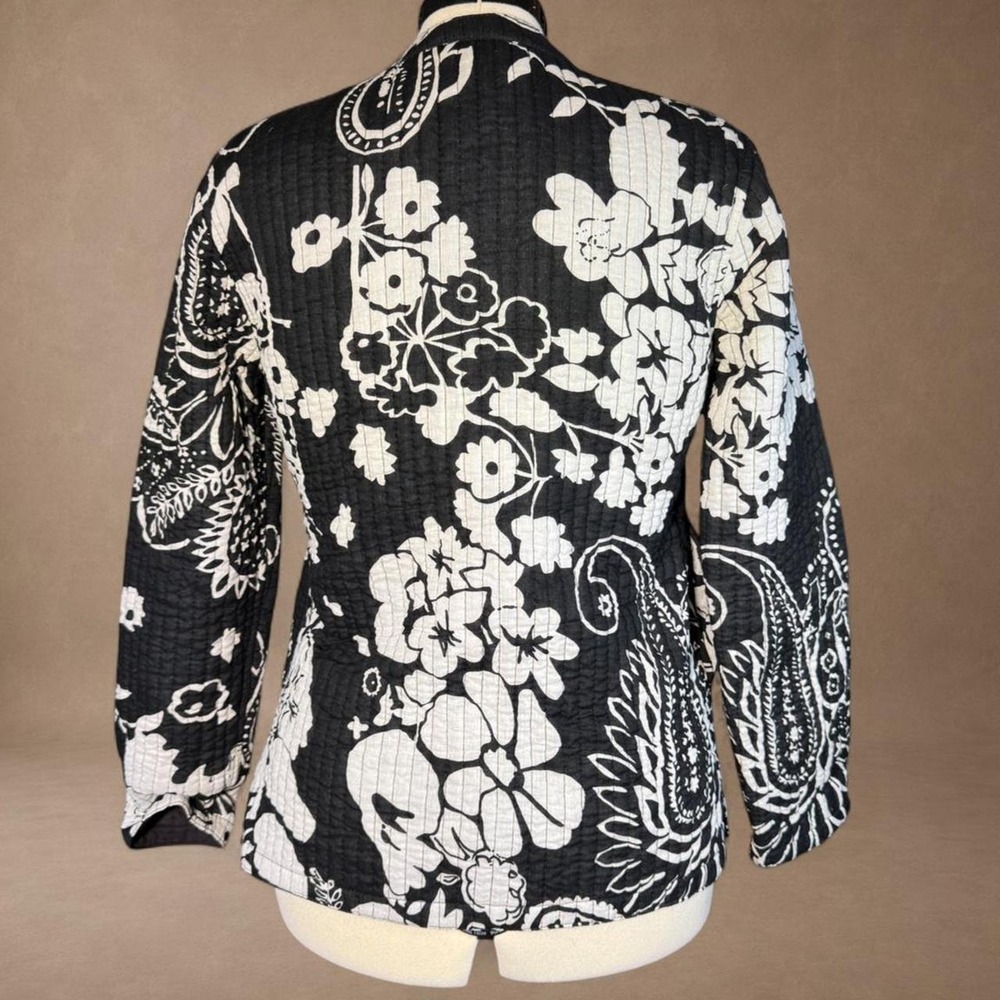 Chadwicks of Boston Black White Quilted Floral Jacket Cotton Boho Cottagecore - Picture 3 of 6